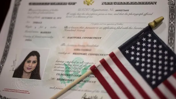 2024-green-card-dv-basvuru-ekrani-ve-tarihi-yeni-green-card-yesil-kart-basvurulari-ne-zaman-nereden-yapilacak-1694623237443.jpg 2024 Green Card DV başvuru ekranı ve tarihi! Yeni Green Card (Yeşil Kart) başvuruları ne zaman, nereden yapılacak?-3