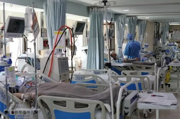 İran'da korkutan koronavirüs gelişmesi! 7 günlük bebek virüsten öldü