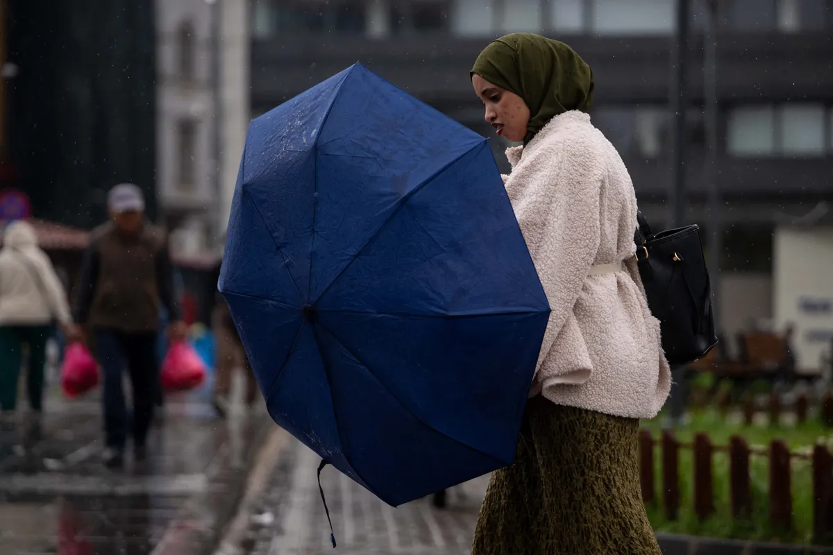 1779942251977.jpg Meteoroloji’den sağanak ve kar uyarısı: 20 il için sarı kod verildi! İstanbul, Ankara...-7