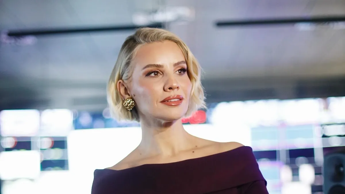 ESRA EROL SON BÖLÜM İZLE- 4 Nisan 2025 ATV