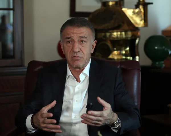 trabzonspor-baskani-ahmet-agaoglu-fenerbahce-ile-olan-gerginlik-ve-transfer-hakkinda-konustu-1654504661489.jpg Trabzonspor başkanı Ahmet Ağaoğlu, Fenerbahçe ile olan gerginlik ve transfer hakkında konuştu-4
