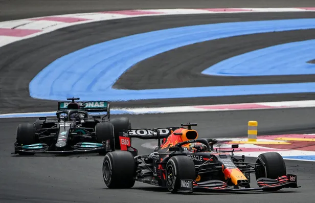 formula-1-bilet-fiyatlari-ne-kadar-nasil-ve-nereden-alinir-2021-formula-1-f1-yarislari-ne-zaman-hangi-tarihte-1624612856938.jpg Formula 1 bilet fiyatları ne kadar, nasıl ve nereden alınır? 2021 Formula 1 (F1) yarışları ne zaman, hangi tarihte?-4