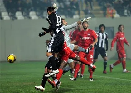 Manisaspor-Beşiktaş Kupa Maçından Kareler