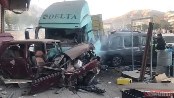 Mardin Derik'te katliam gibi trafik kazası: Onlarca kişi hayatını kaybetti! Şehit polis memuru bir hafta önce atanmıştı - 1