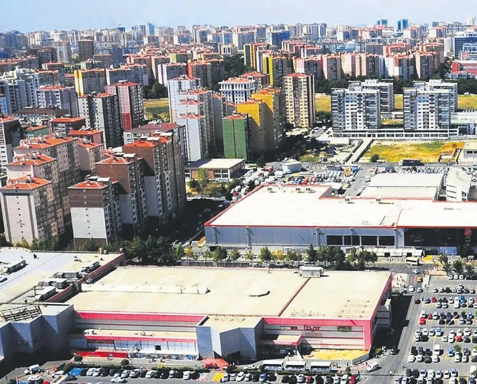 Beylıkdüzü’nde ev Balıkesir’de arsa