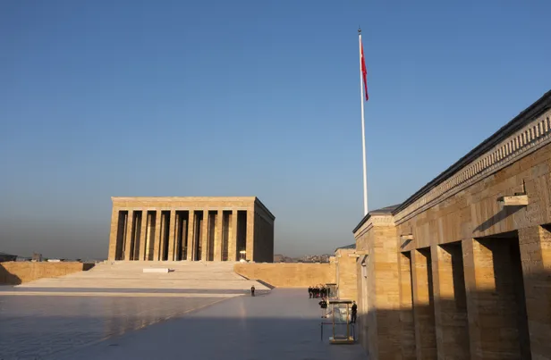 anitkabir-ziyaret-saatleri-2021-10-kasim-anitkabir-kaca-kadar-acik-anitkabir-saat-kacta-kapaniyor-1636526206661.jpg Anıtkabir ziyaret saatleri 2021! 10 Kasım Anıtkabir kaça kadar açık? Anıtkabir saat kaçta kapanıyor?-2