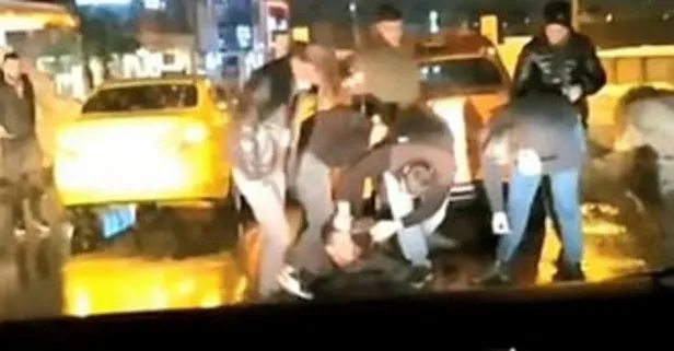 İstanbul’da taksi çalan sarhoş şüpheli taksiciler tarafından yakalandı