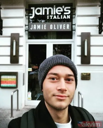 MasterChef Emre Büber oğluna kavuştu o anlar sosyal medyaya damga vurdu! Gözyaşları içinde bahşetmişti: 'Şükür kavuşturana' - 25