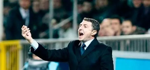Emre ile aşık değiliz
