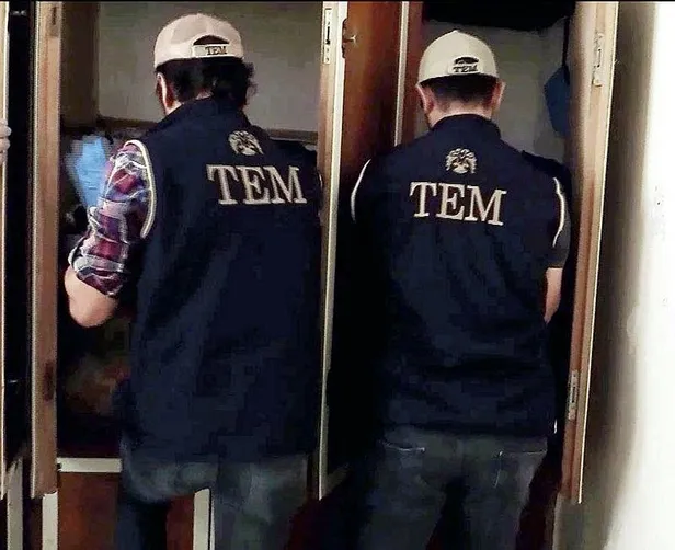 gaziantepte-teror-orgutu-deasa-operasyon-2-gozalti-1690455078497.jpeg Gaziantep'te terör örgütü DEAŞ'a operasyon: 2 gözaltı-1