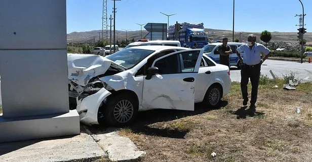 Sivas’ta feci kaza: 4 yaralı!