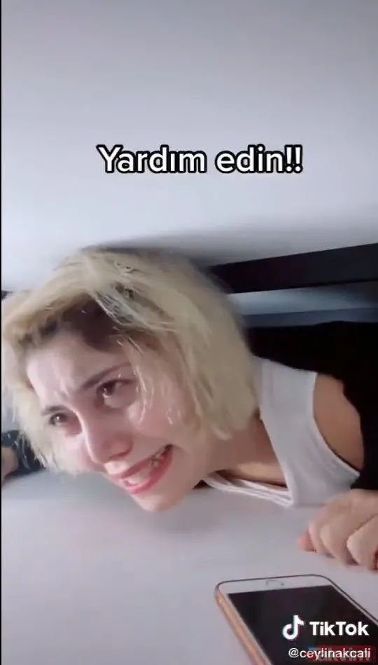 İzmir�deki depremden 91 saat sonra kurtarılan Ayda bebek İzmir�deki depremden 91 saat sonra kurtarılan Ayda bebek