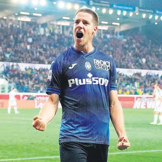 besiktas-halil-dervisoglu-transferinde-mutlu-sona-ulasti-1688865296549.jpeg Beşiktaş, Halil Dervişoğlu transferinde mutlu sona ulaştı-6