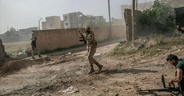 Son dakika: Libya ordusundan Vatiyye Hava Üssü’ndeki darbeci Hafter milislerine hava harekatı