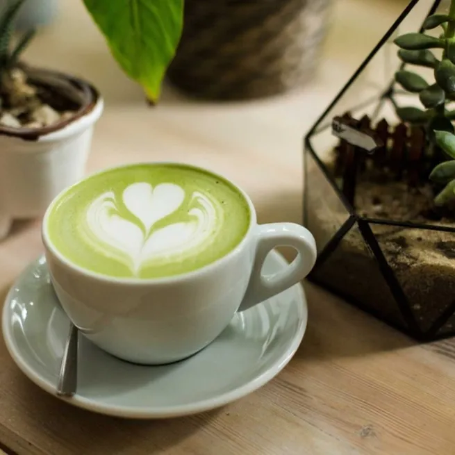 Matcha mucize içecek mi? Popüler içeceğin bağırsak ve enerji etkisi araştırıldı!