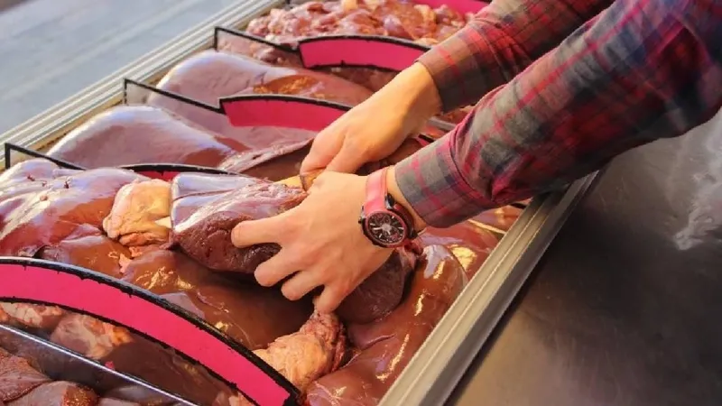 hileli-gidalarda-tespit-edildi-tek-tirnakli-hayvanlar-hangileri-ozellikleri-neler-tek-tirnakli-hayvanlarin-eti-1727854090927.jpg (Anadolu Ajansı)