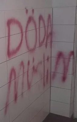 İsveç'te Türk mescidine ırkçı saldırı!