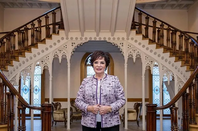 Yeşilçam'ın usta oyuncusu Hülya Koçyiğit kanseri nasıl yendiğini anlattı: O kaza sayesinde hayatım kurtuldu
