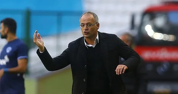 irfan-buz-kimdir-kac-yasinda-nereli-y-malatyaspor-teknik-direktoru-irfan-buz-hangi-takimli-1620797463156.jpg İrfan Buz kimdir, kaç yaşında, nereli? Y. Malatyaspor teknik direktörü İrfan Buz hangi takımlı?-3