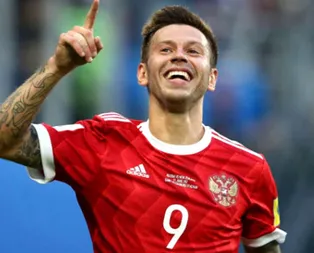 18 yaşındaki nişanlısını görmek karantinadan kaçtı!