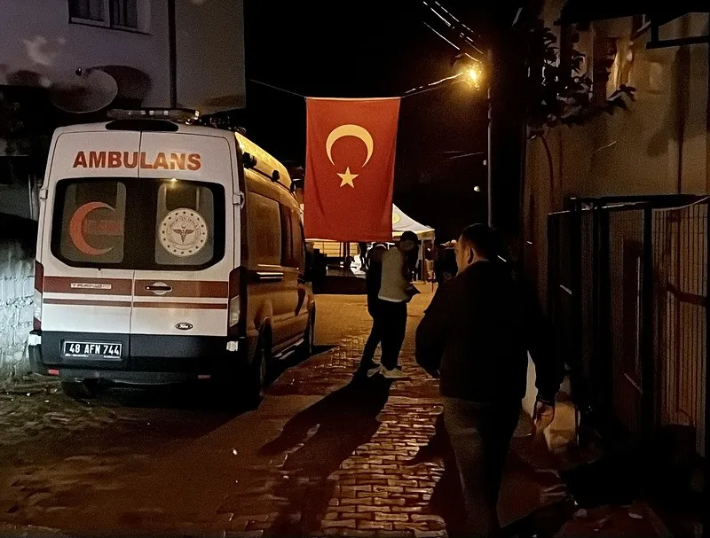 Astsubay Başçavuş Emrah Kuran'ın şehadet haberi Muğla'daki ailesine verildi. (AA)
