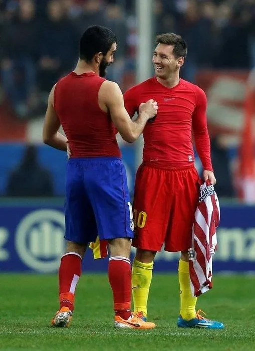 Flaş iddia: Messi, Arda Turan'a selam bile vermiyor-5