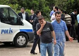 Liseli iki genç ölü bulundu