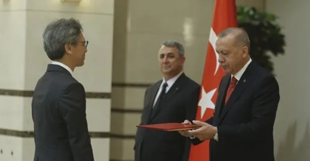 Paraguay Büyükelçisi Peralta’dan Başkan Erdoğan'a güven mektubu