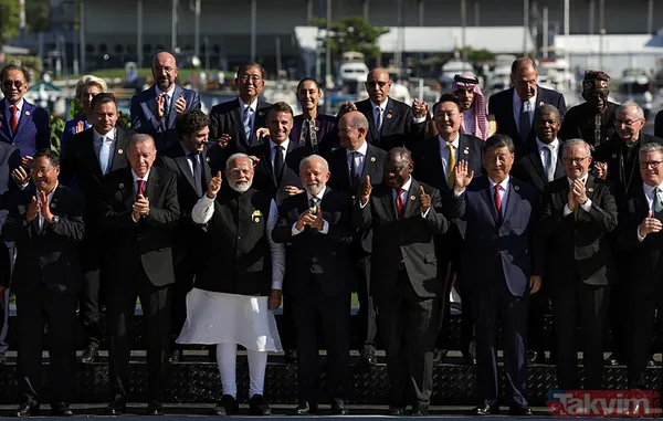 Başkan Recep Tayyip Erdoğan G20 Liderler Zirvesi'nde aile fotoğrafı çekimine katıldı | İşte o renkli kareler... - 17