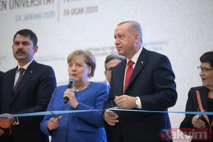 Başkan Erdoğan’dan Merkel’i şaşırtan hediye! Tepkisi dikkatlerden kaçmadı