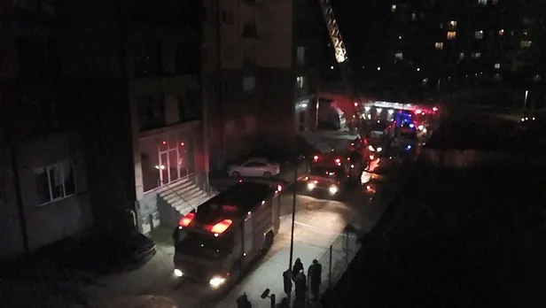 son-dakika-istanbul-esenyurtta-patlama-ekipler-sevk-edildi-1611181498096.jpeg Son dakika: İstanbul Esenyurt'ta patlama! Ekipler sevk edildi...-3