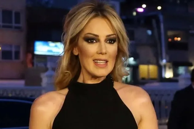 Petek Dinçöz’e tazminat şoku! 22 bin 550 lira ödeyecek