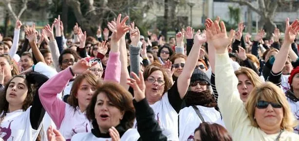 Şiddete karşı 1 milyar kadın ayakta