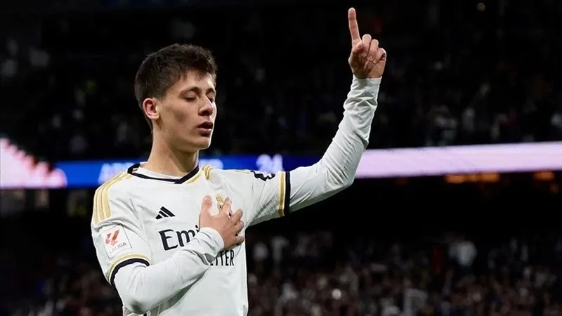 real-madrid-manchester-city-maci-exxen-tikla-canli-mac-izle-hd-uefa-sampiyonlar-ligi-real-madrid-manchester-ci-1712685060967.jpeg Real Madrid - Manchester City maçı EXXEN tıkla canlı maç izle HD! UEFA Şampiyonlar Ligi Real Madrid- Manchester City bedava, şifresiz CANLI YAYIN linki...-4