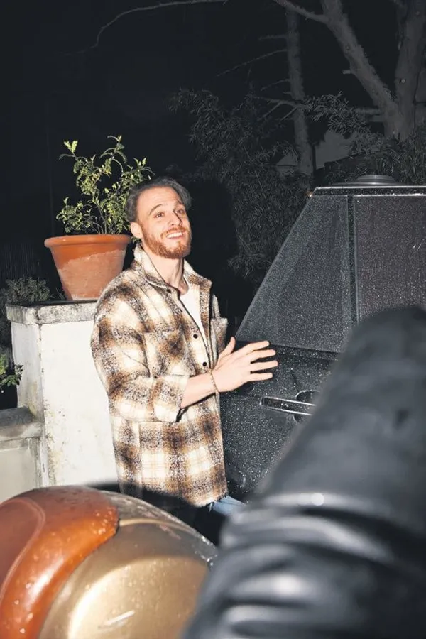 farah-zeynep-abdullahin-bihter-sessizligi-ser-verdi-sir-vermedi-1673646403361.jpeg Farah Zeynep Abdullah'ın Bihter sessizliği! Ser verdi sır vermedi!-3