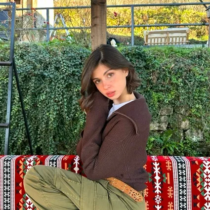 Taşacak Bu Deniz oyuncuları arasındaki aşk üçgeni! Zeynep Atılgan ve Ali Öner’in samimi görüntüleri dikkat çekti