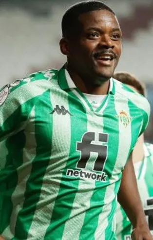 Fenerbahçe ve Galatasaray arasındaki Carvalho rekabeti kızışıyor