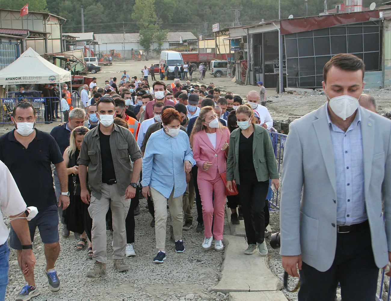 FETÖ bağlantılı Hazinedar İYİ Parti’ye katıldı