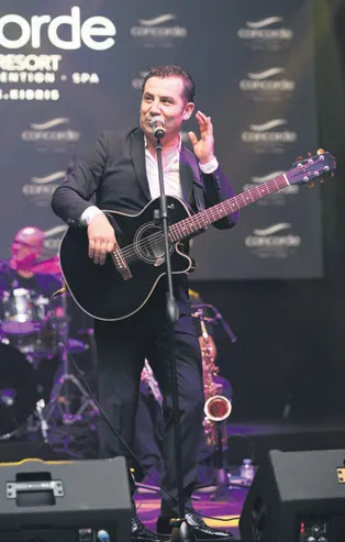 Ferhat Göçer Kıbrıs’ı mest etti