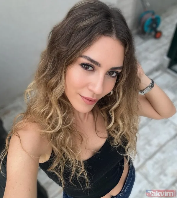 8 yılı devirdiler! Sinem Kobal ile Kenan İmirzalıoğlu evlilik yıldönümlerini dostlarıyla kutladı! Yıldız Tilbe detayı... - 9