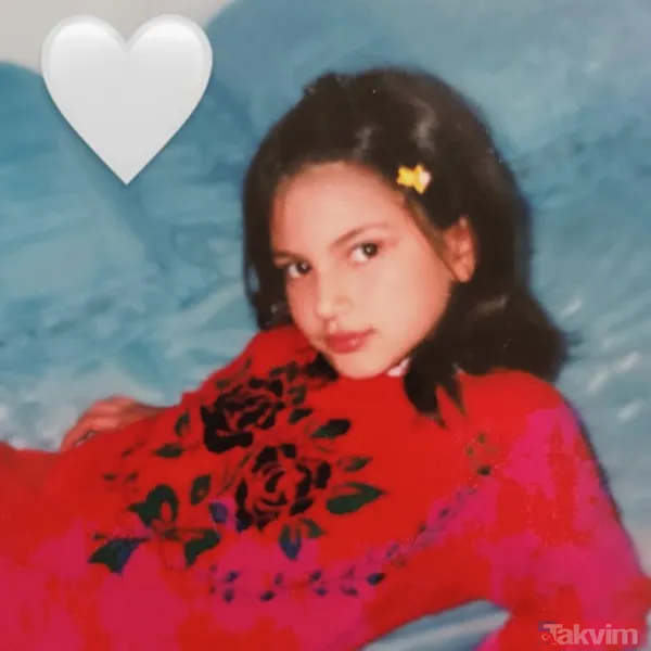 Afra Saraçoğlu 28. yaşını kutladı: Çocukluk fotoğrafı yoğun ilgi gördü - 16