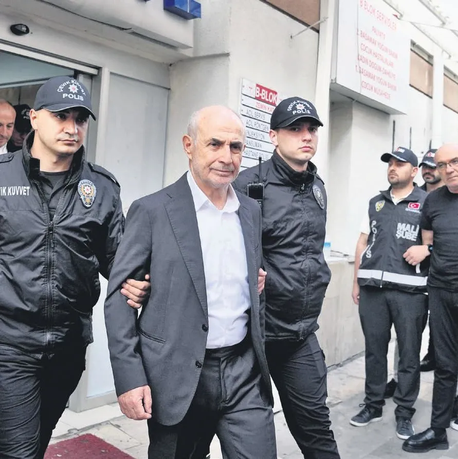 Rüşveti bağışladık