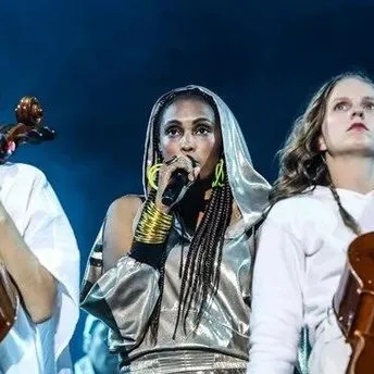 İZLE I Dünyaca ünlü şarkıcı Imany İstanbul konserinde de Filistin’e destek çağrısı!