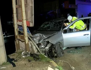 Feci kaza! Makas atarken bariyerlere girdi
