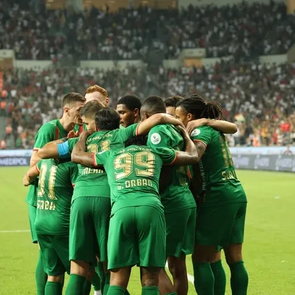 Diyarbakır’da farklı zafer! Amed Sportif Faaliyetler Erzurumspor’u 3-0 yendi