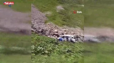 Demirkapı Yaylası'nda Arap turistleri taşıyan minibüs dere yatağına yuvarlandı: 2 ölü, 4 yaralı