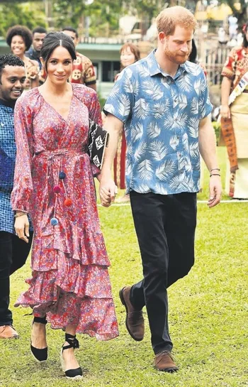 Meghan Markle'ın zengin ayakkabı koleksiyonu-7