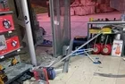 İstanbul'da borç bahanesiyle terör estirdiler: İş yerine patlayıcı attılar