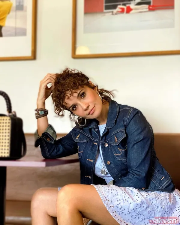 Songül Öden ile kızı Sone Larin’in havuz keyfi! Anne-kız tatili sosyal medyayı salladı! İlk yorum Arzum Onan ve Demet Evgar’dan! - 3