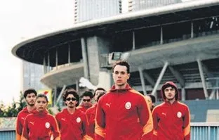 Puma’dan Galatasaray’a özel X-Ray sneaker